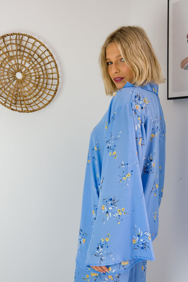 Camisa floral - celeste