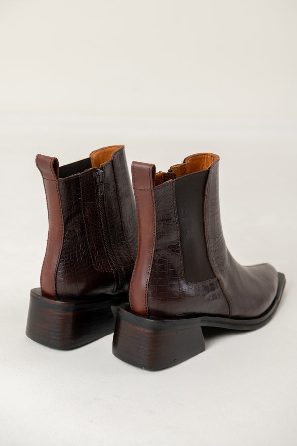 Bota Olympus - Chocolate